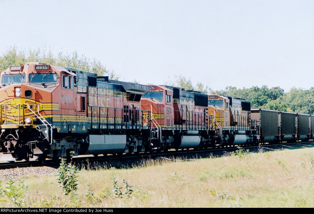 BNSF 4913 East